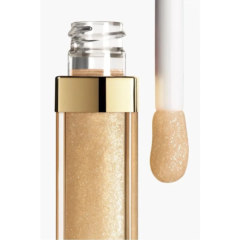 CHANEL Rouge Coco Gloss 774 - EXCITATION